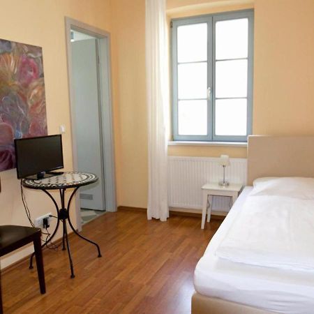 Hofgarten 1824 Hotel Garni Drezno Zewnętrze zdjęcie